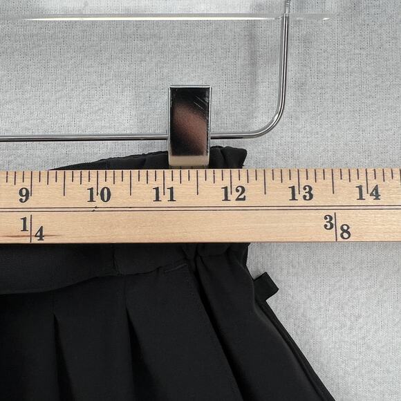 LULULEMON Noir Short 5.5” Womens 4 Black High Rise Pleated Elastic Tie Waist - Picture 12 of 14